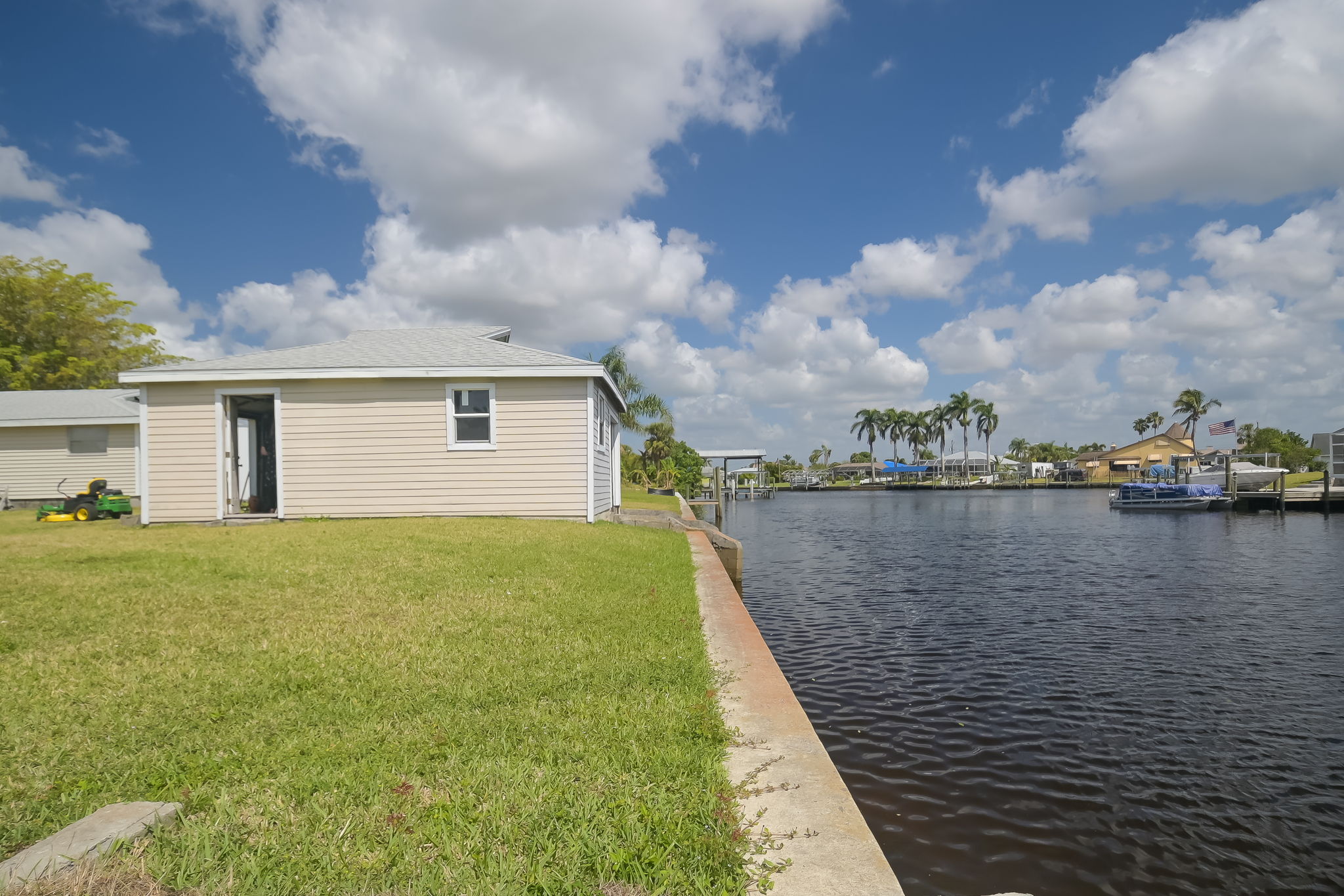 2102 Barbados Ave, Fort Myers, FL 33905 Snapshot Listings