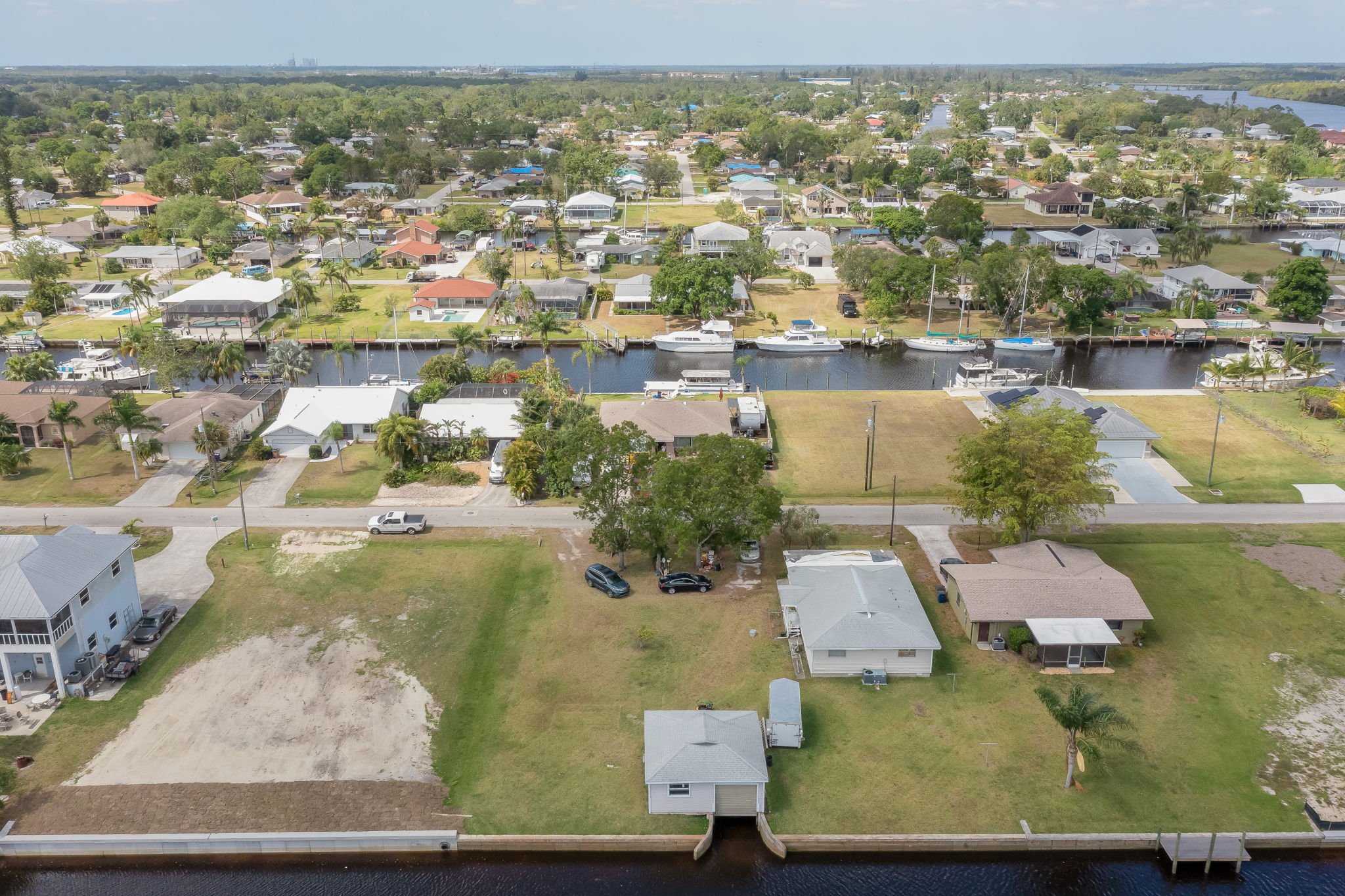 2102 Barbados Ave, Fort Myers, FL 33905 Snapshot Listings