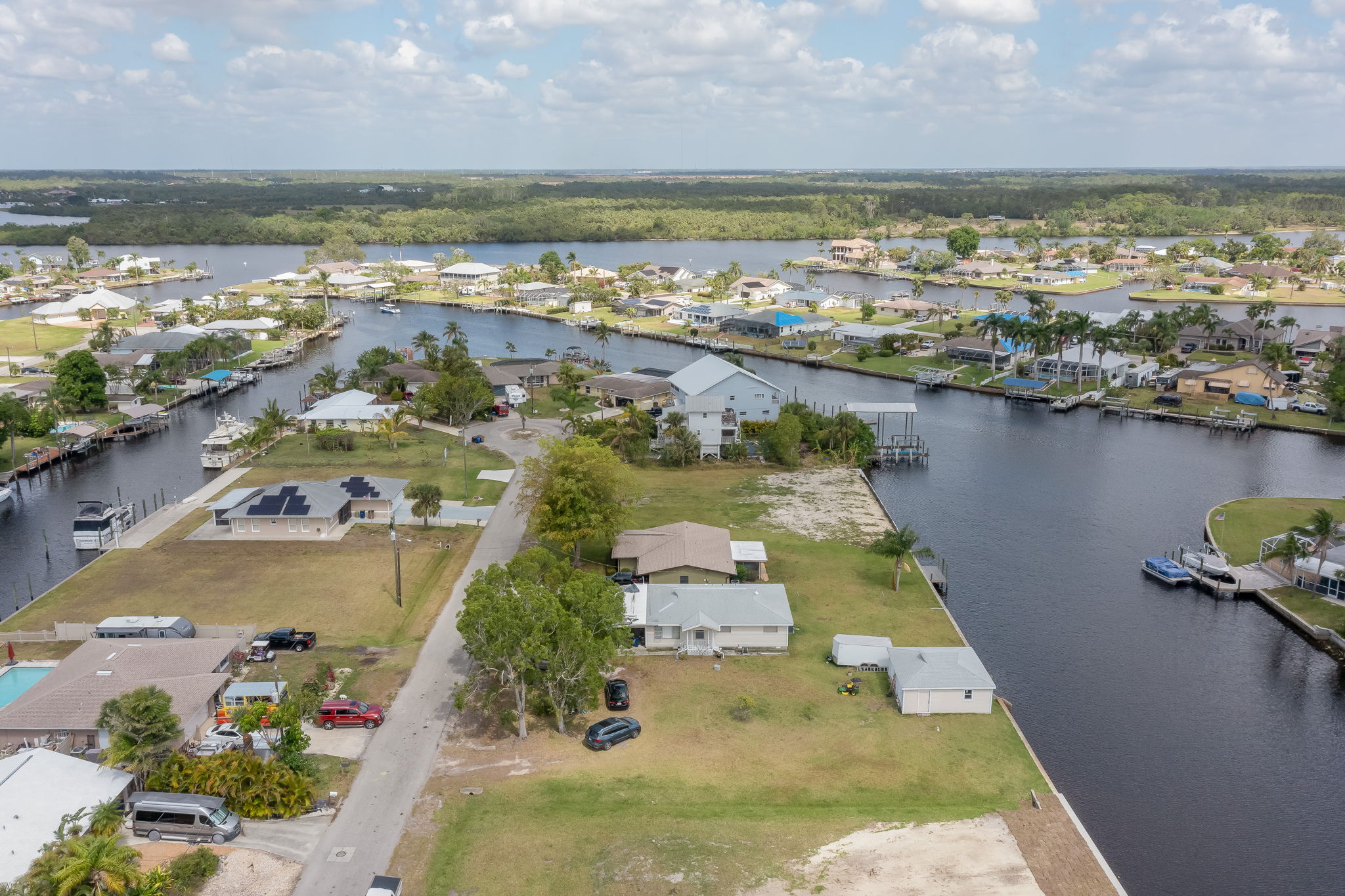 2102 Barbados Ave, Fort Myers, FL 33905 Snapshot Listings