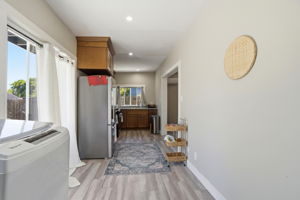 012_F8_2102 Overhill Rd