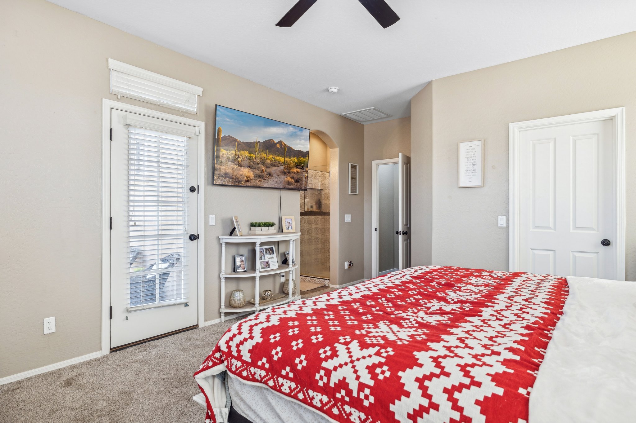 21022 W Edith Way - 013.jpg