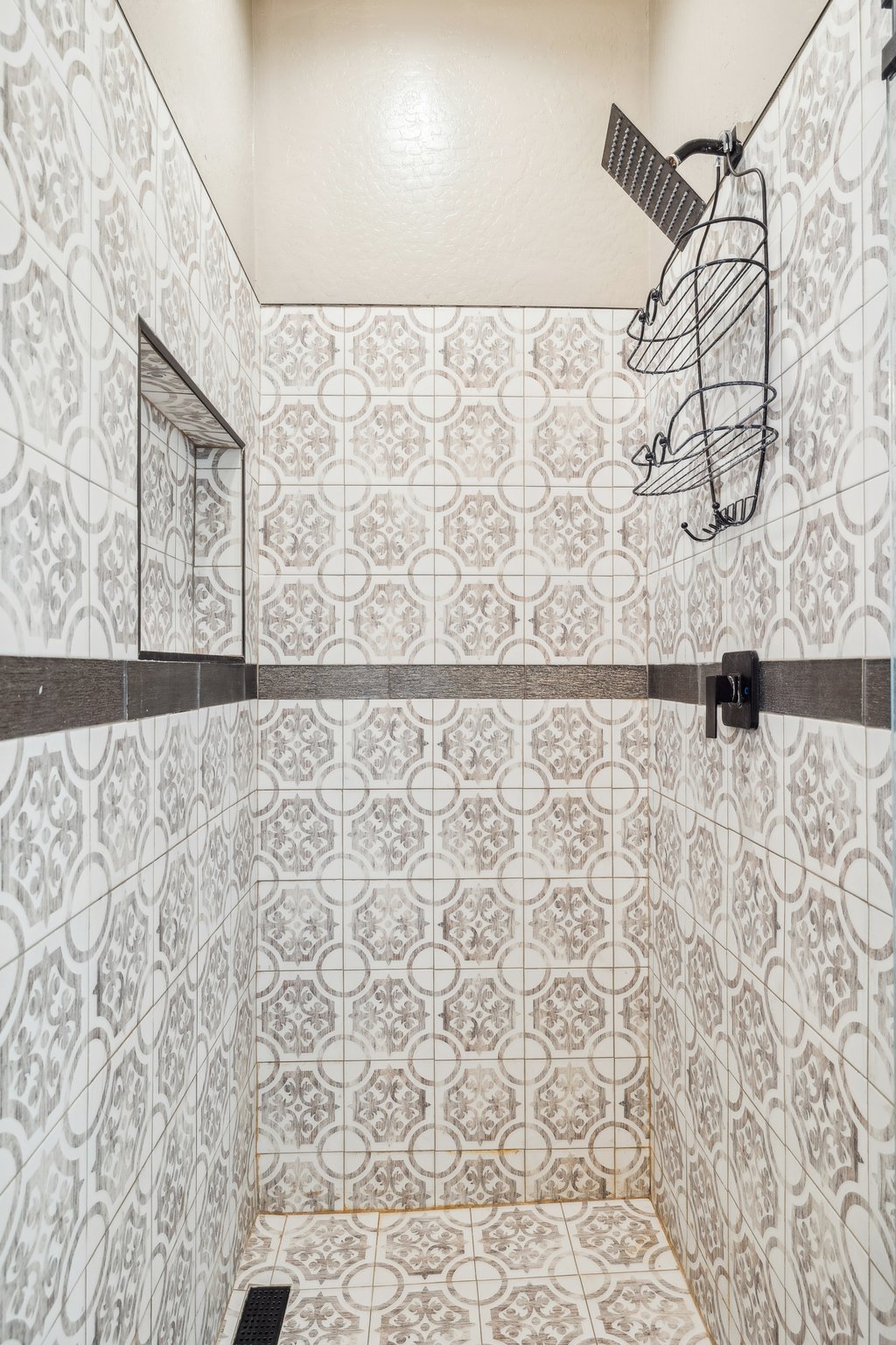 21022 W Edith Way - 015.jpg