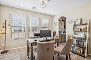 21022 W Edith Way - 009.jpg