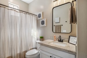 21022 W Edith Way - 023.jpg