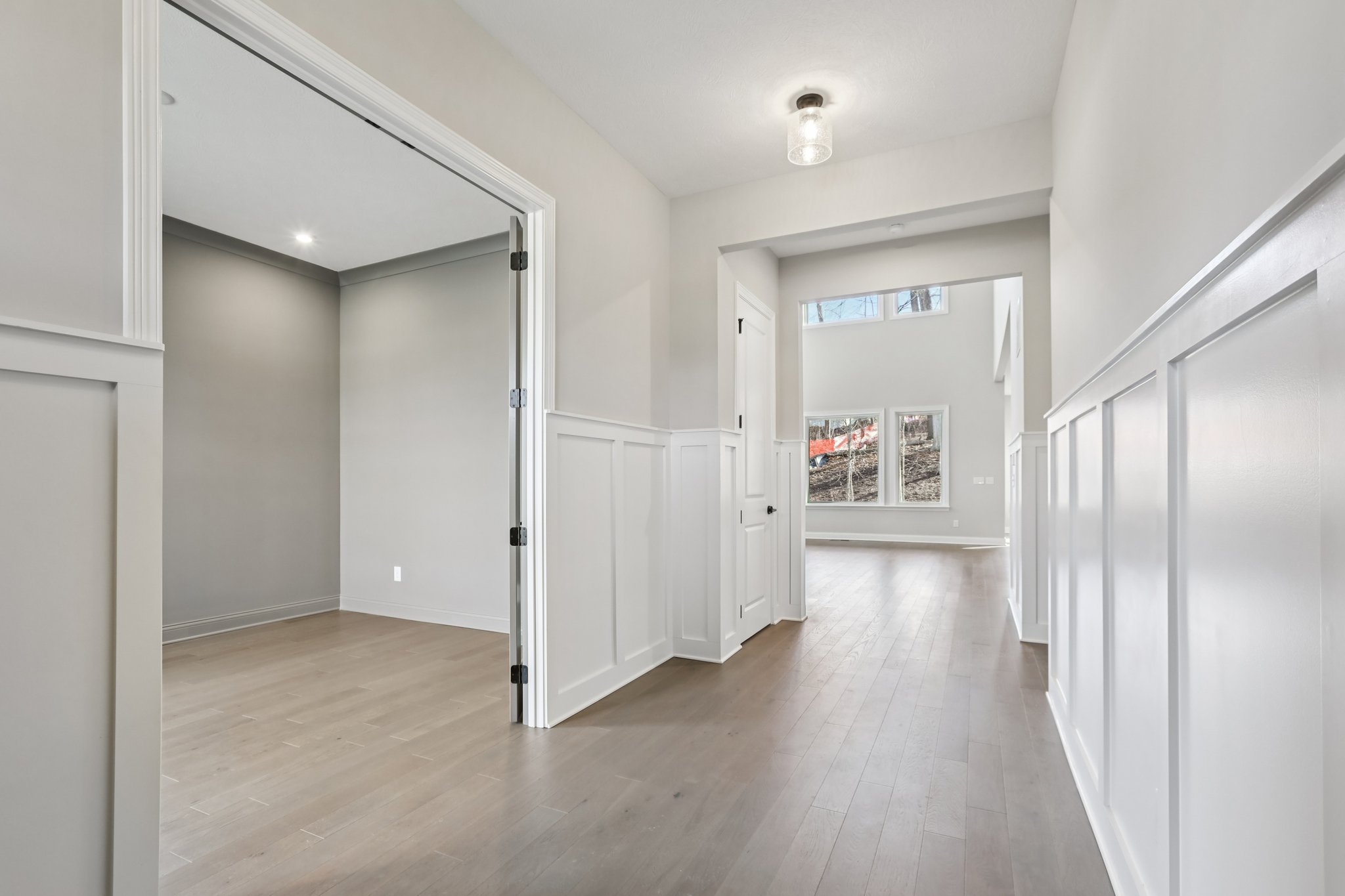 Thornborough Dr-S1401-005.jpg