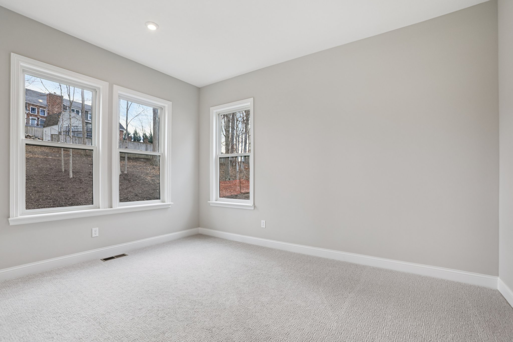 Thornborough Dr-S1401-023.jpg