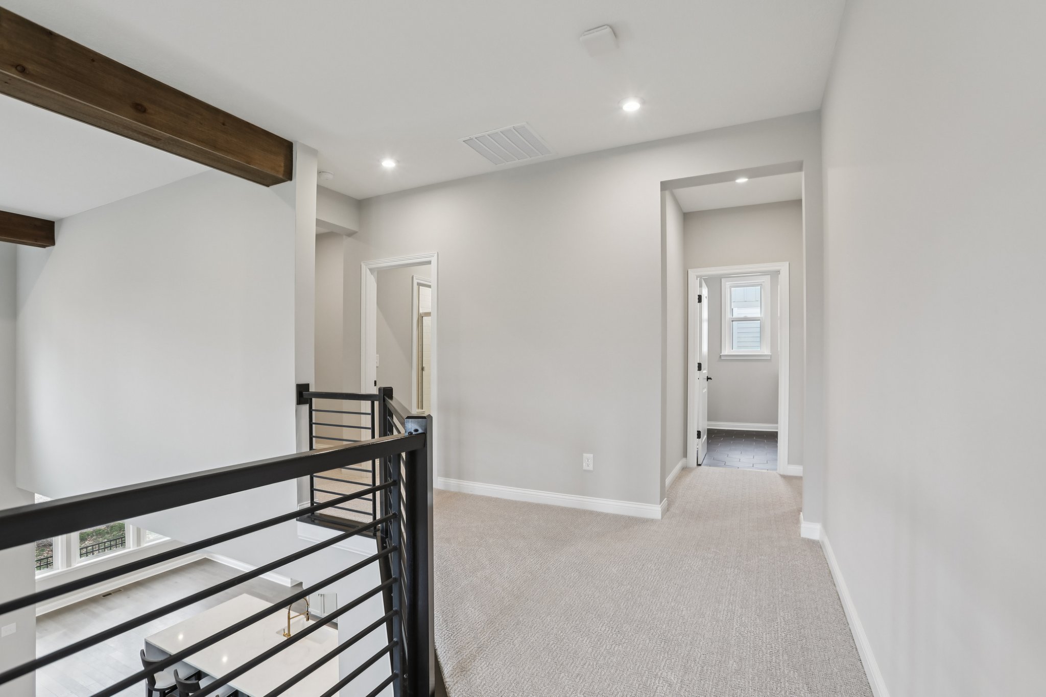 Thornborough Dr-S1401-027.jpg