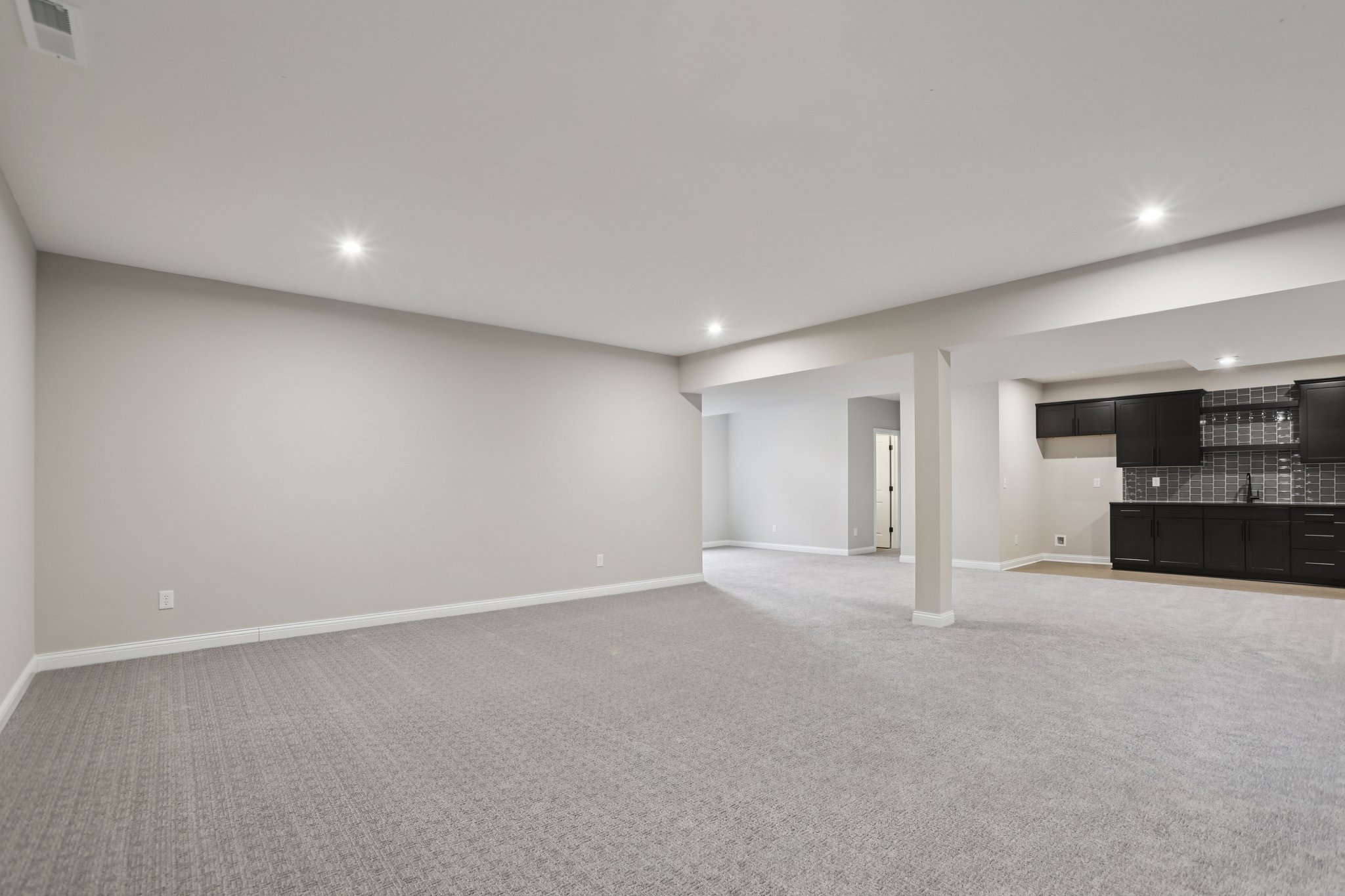 Thornborough Dr-S1401-047.jpg