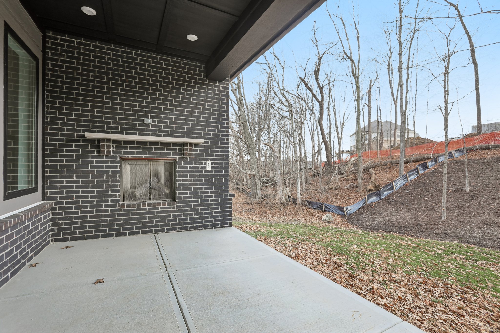 Thornborough Dr-S1401-054.jpg