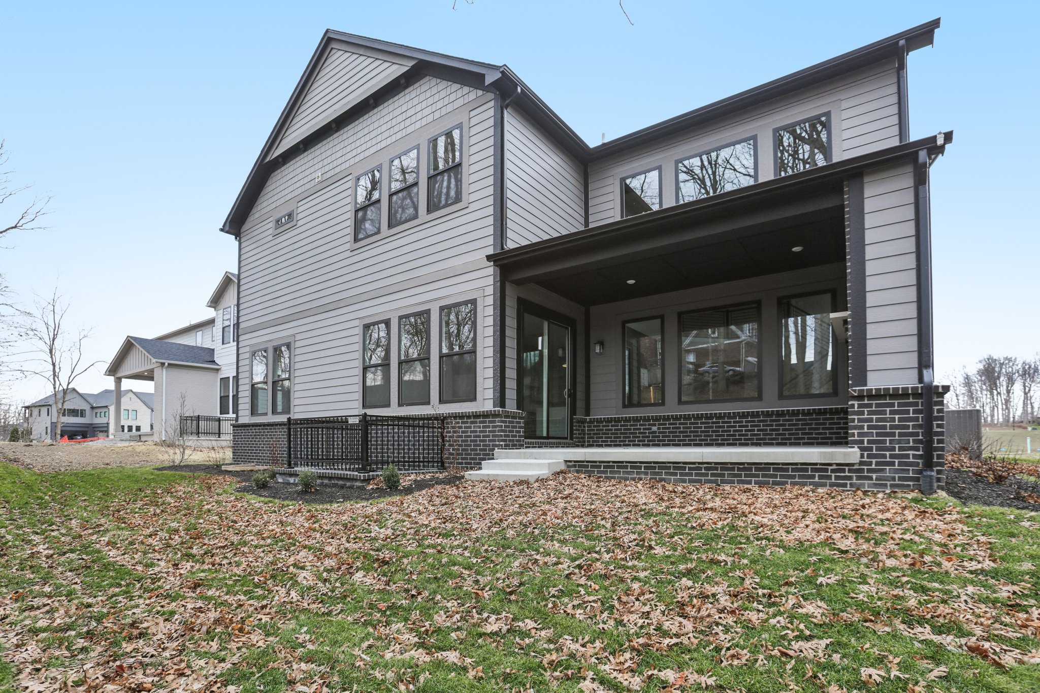 Thornborough Dr-S1401-056.jpg