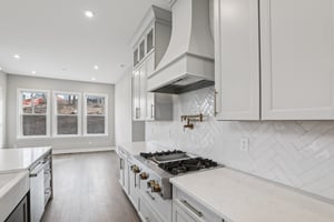 Thornborough Dr-S1401-015.jpg