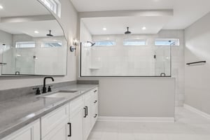 Thornborough Dr-S1401-036.jpg