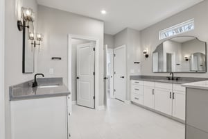 Thornborough Dr-S1401-037.jpg