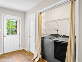 16-Laundry Room