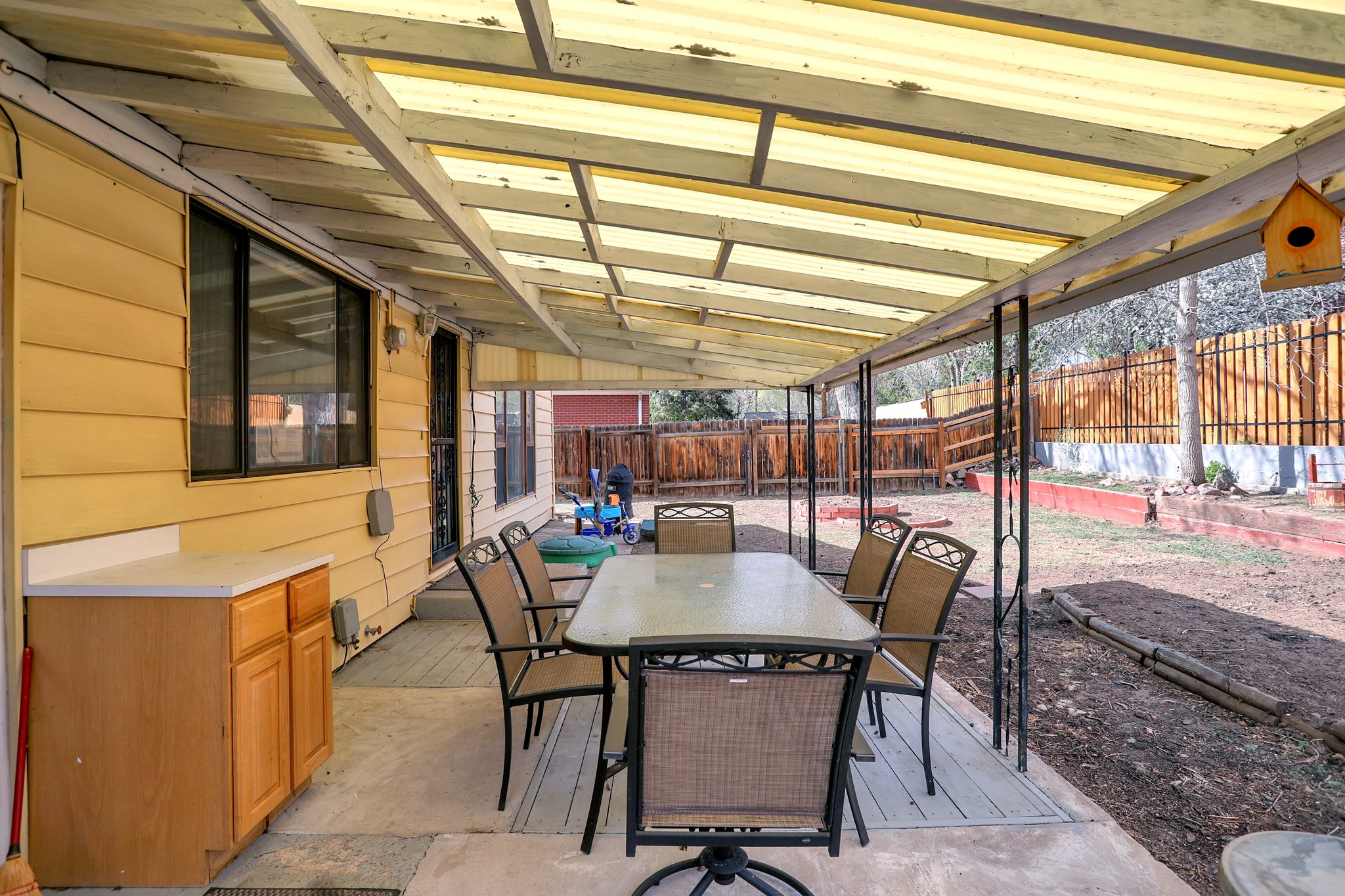 2103 Trent Ave, Colorado Springs, CO 80909 PixVid