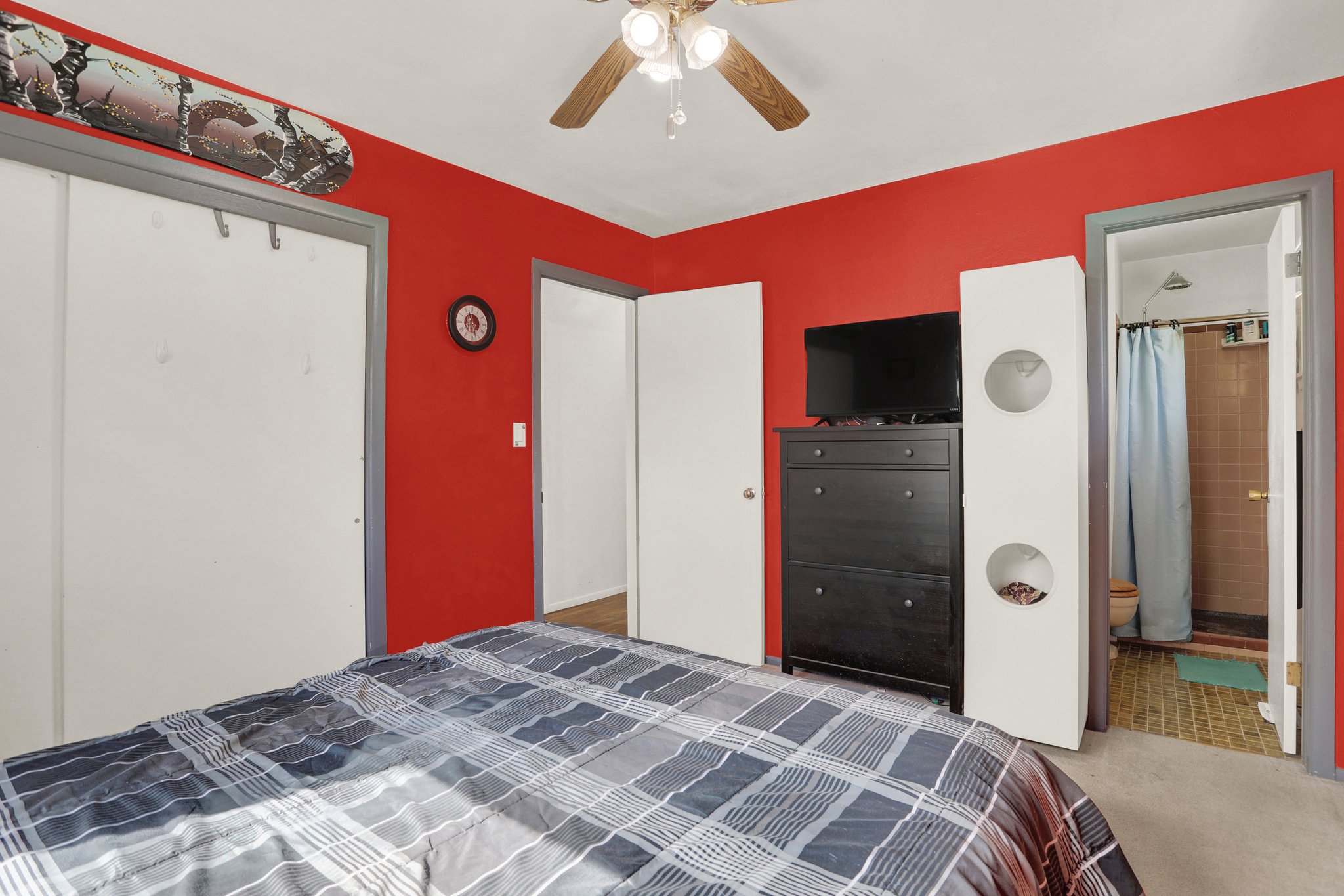 2103 Trent Ave, Colorado Springs, CO 80909 PixVid