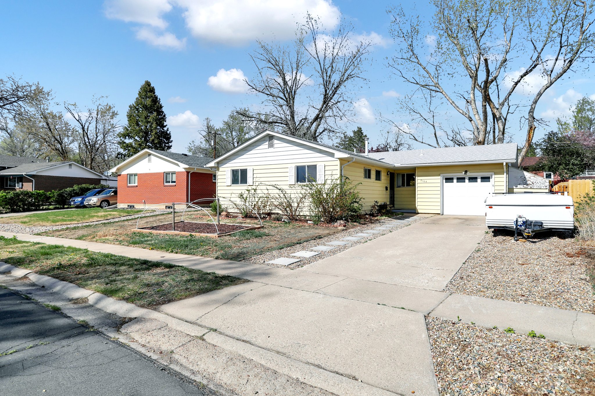 2103 Trent Ave, Colorado Springs, CO 80909 PixVid