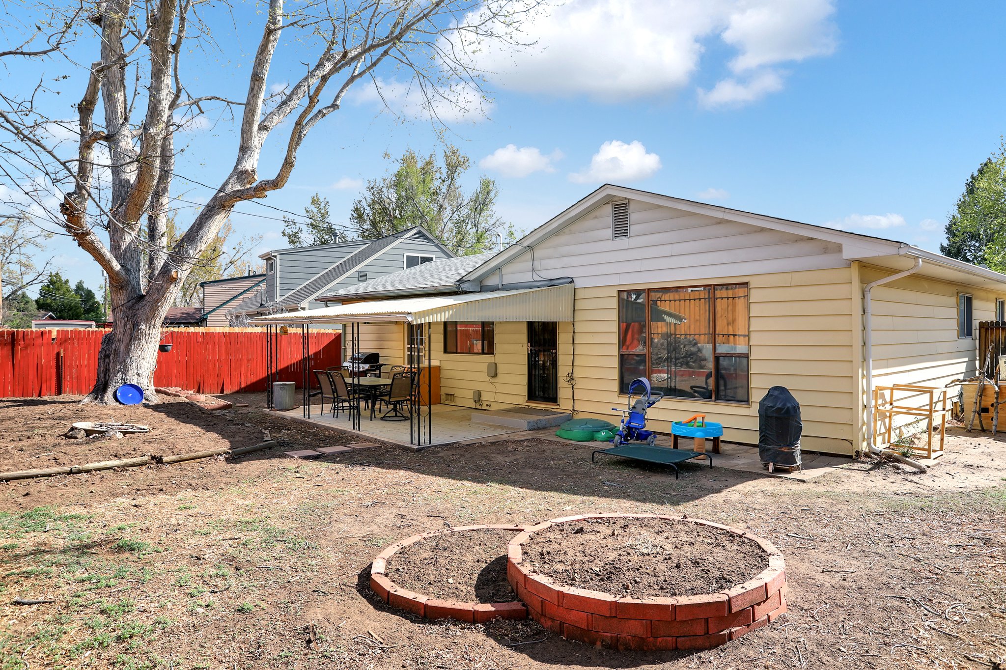 2103 Trent Ave, Colorado Springs, CO 80909 PixVid