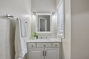 Anthony Rd-S1408-046.jpg