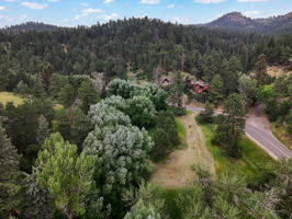Convenient to HWY 285.