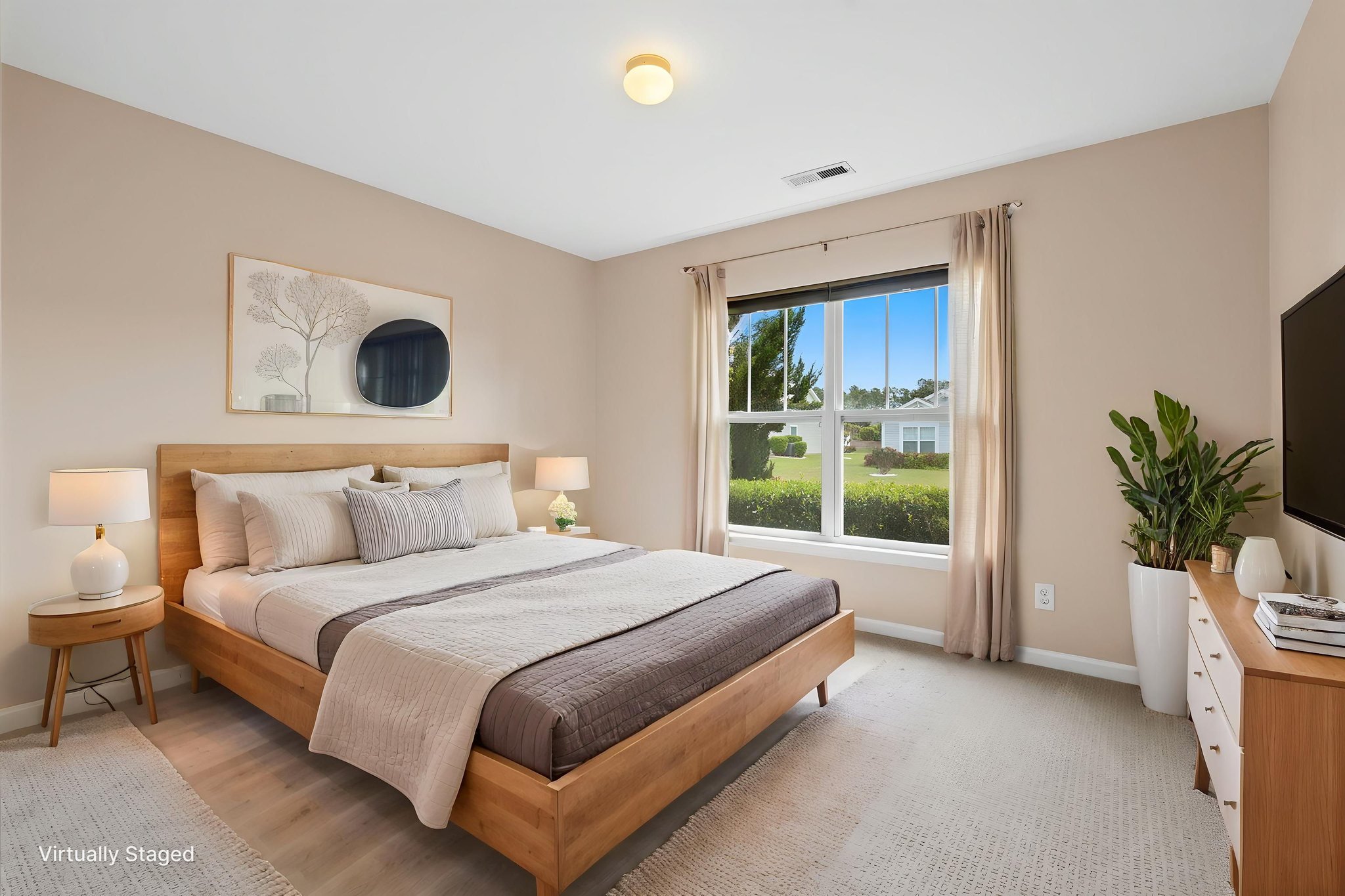 cammediallc.com (35 of 47) virtually staged.jpeg