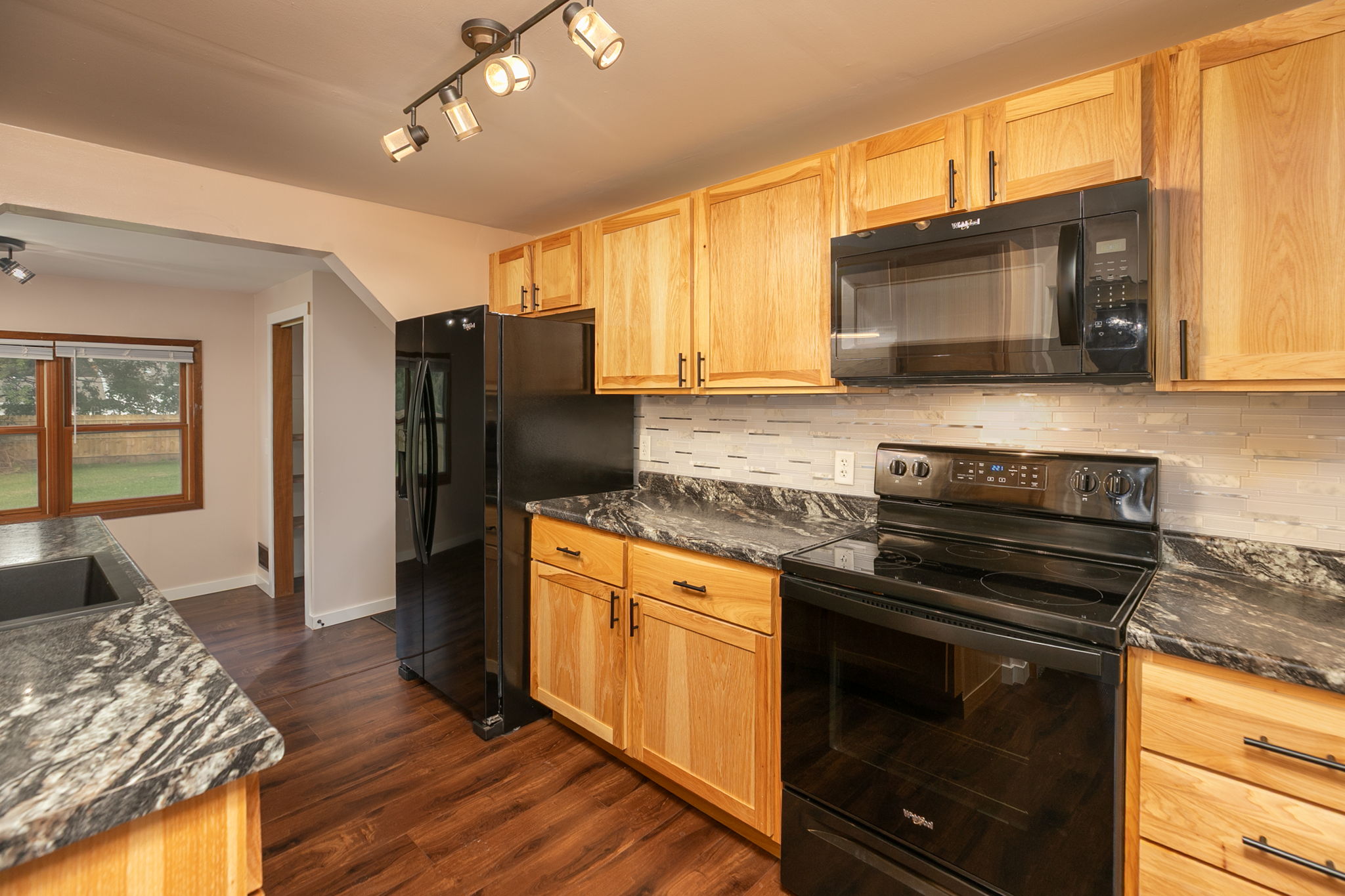 11-Kitchen