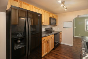 09-Kitchen