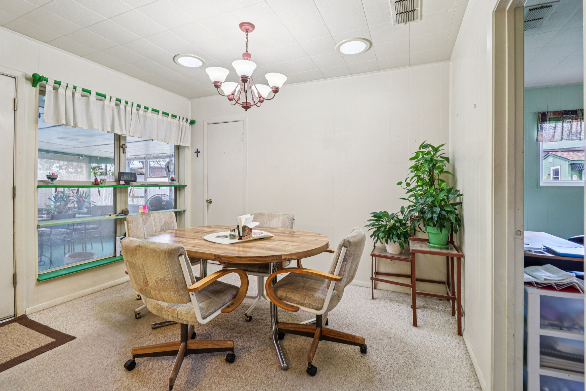 2105 Briarwood Blvd-S0810-011