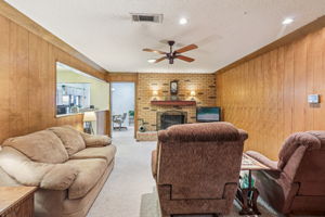 2105 Briarwood Blvd-S0810-007