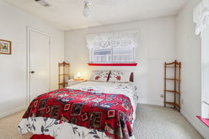 2105 Briarwood Blvd-S0810-033