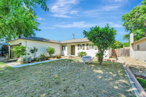 003_2105 Geneva Dr  Modesto