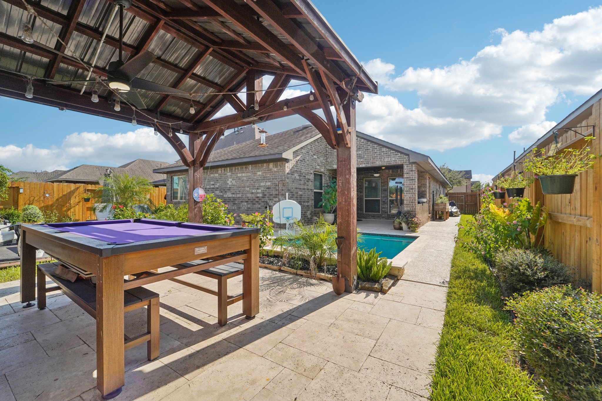 Llerena Ln-S0609-045.jpg