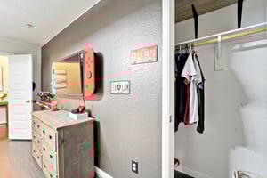 Llerena Ln-S0609-035.jpg