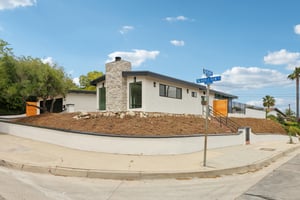 Noble View Dr-1305-007.jpg