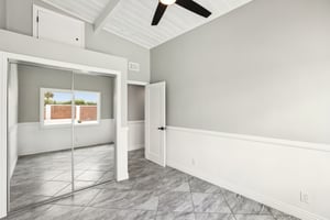 Noble View Dr-1305-026.jpg