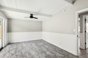 Noble View Dr-1305-031.jpg