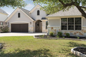  Photo 0
