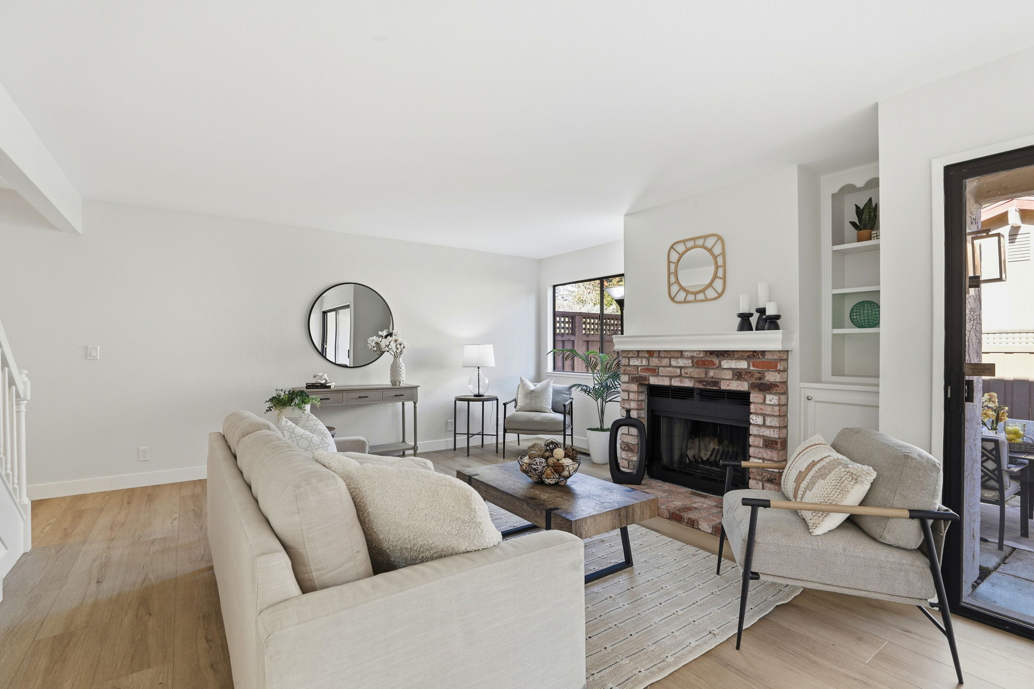 013_f8_2105 Rancho McCormick Blvd