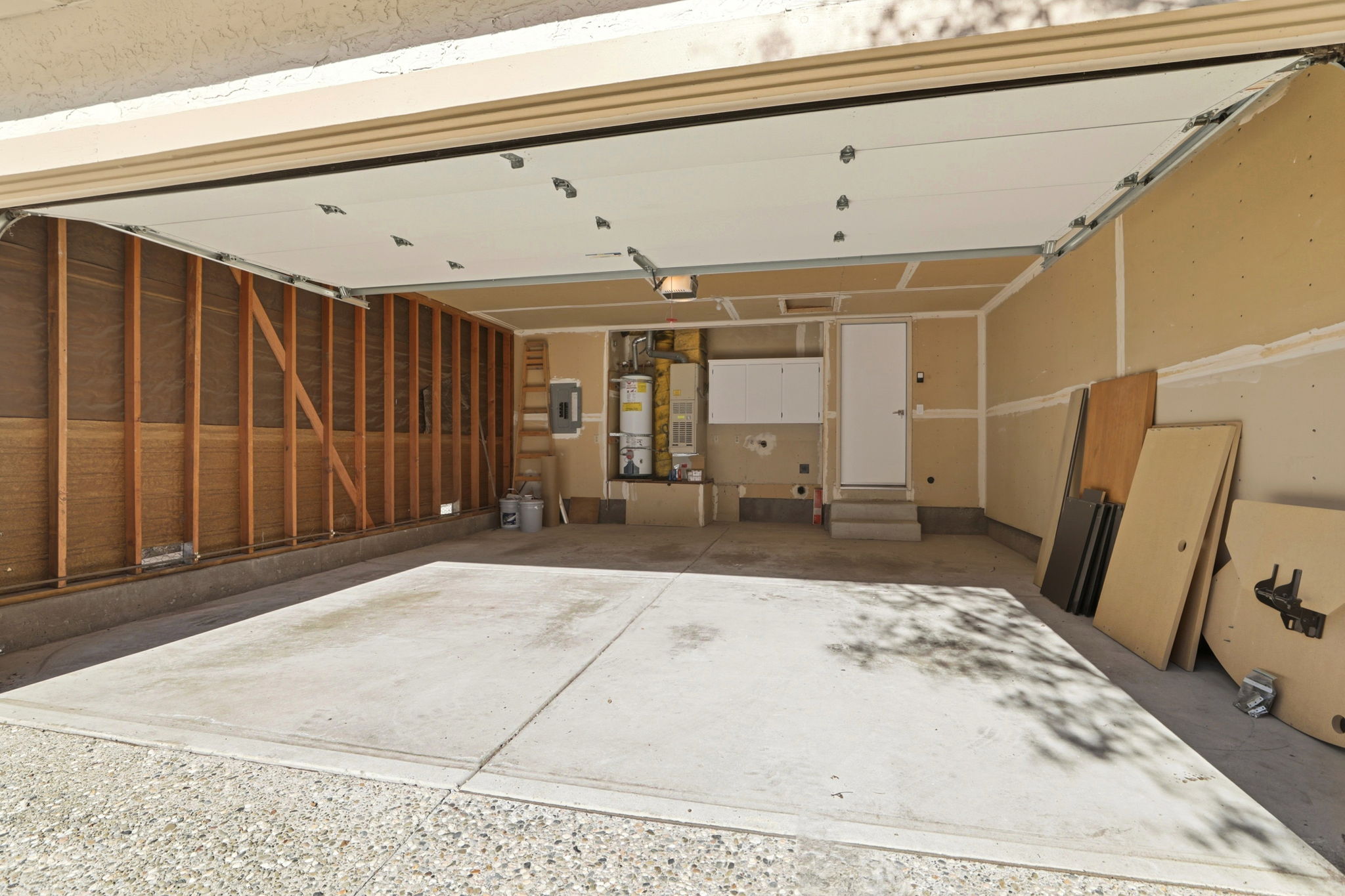 030_f8_2105 Rancho McCormick Blvd