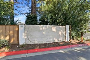 039_f8_2105 Rancho McCormick Blvd