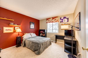 Upstairs Bedroom #4