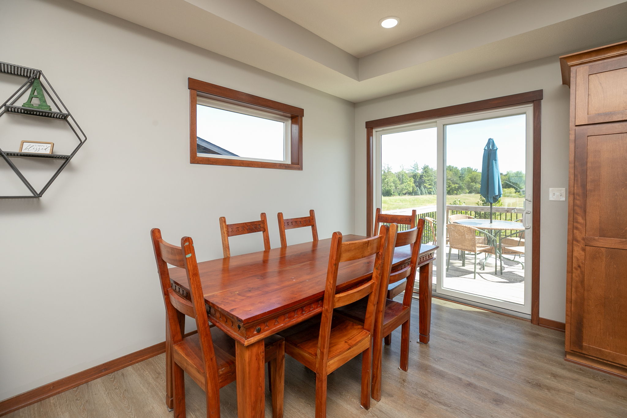 07-Dining Room