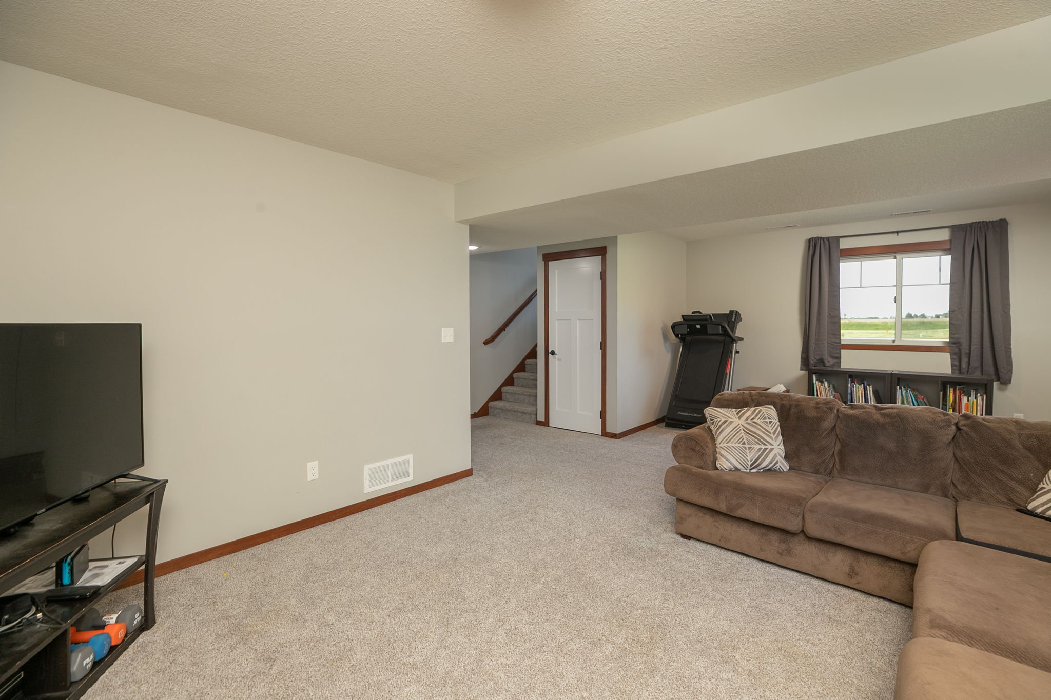 23-Family Room