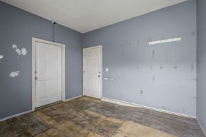 Guest Quarters - Foyer