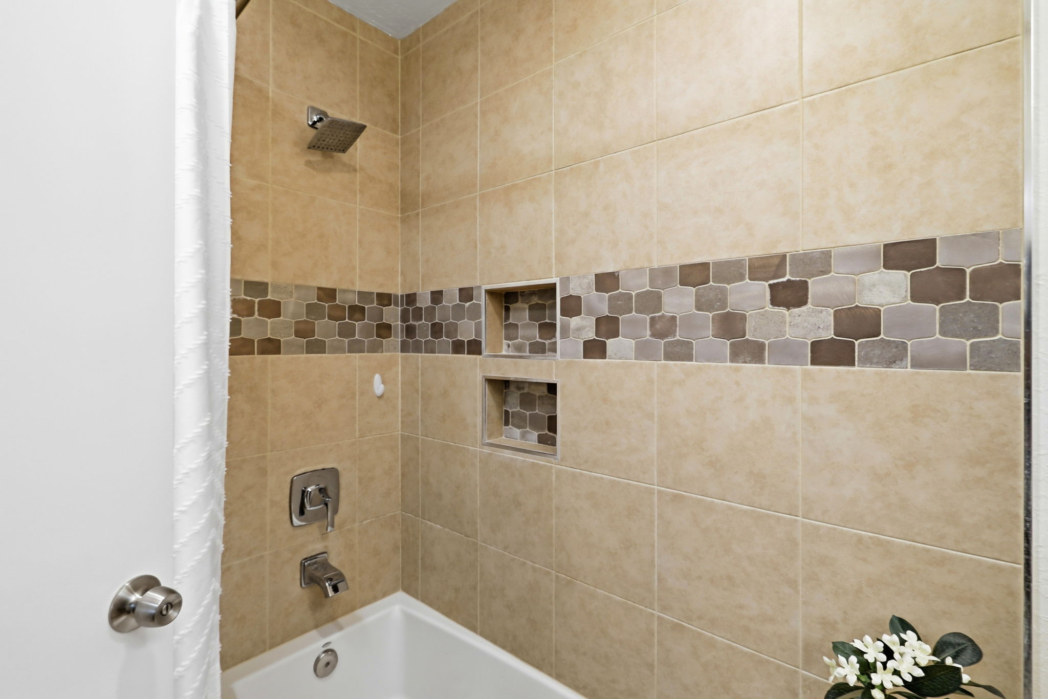 035_F8_21068 White Fir Ct