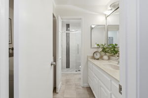 031_F8_21068 White Fir Ct