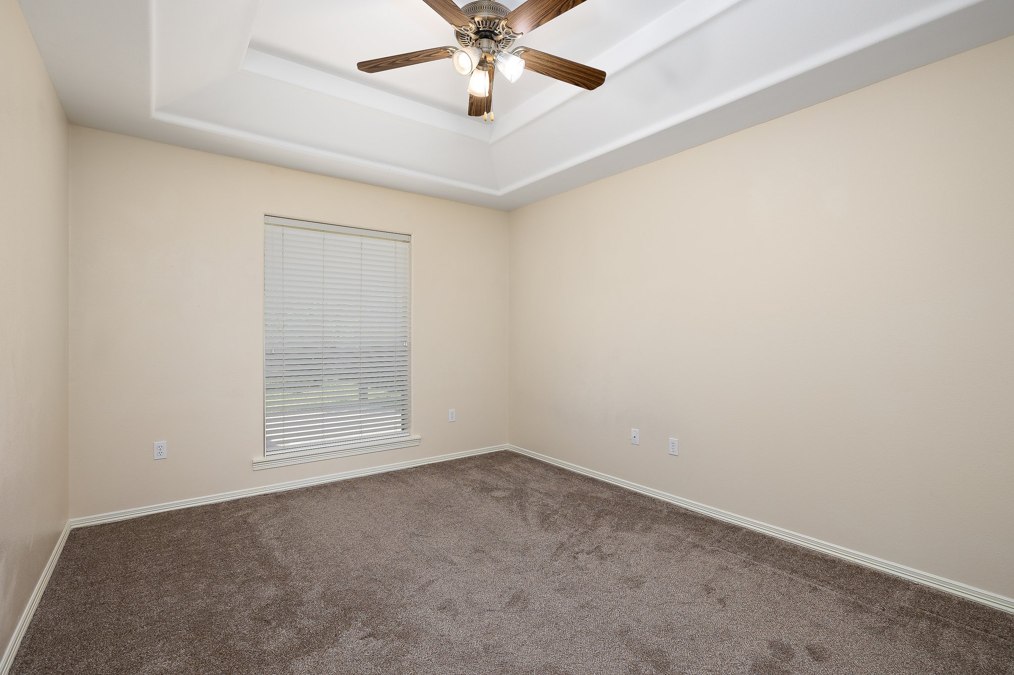 2107 E 25th St, Mission, TX 78574, USA Photo 16