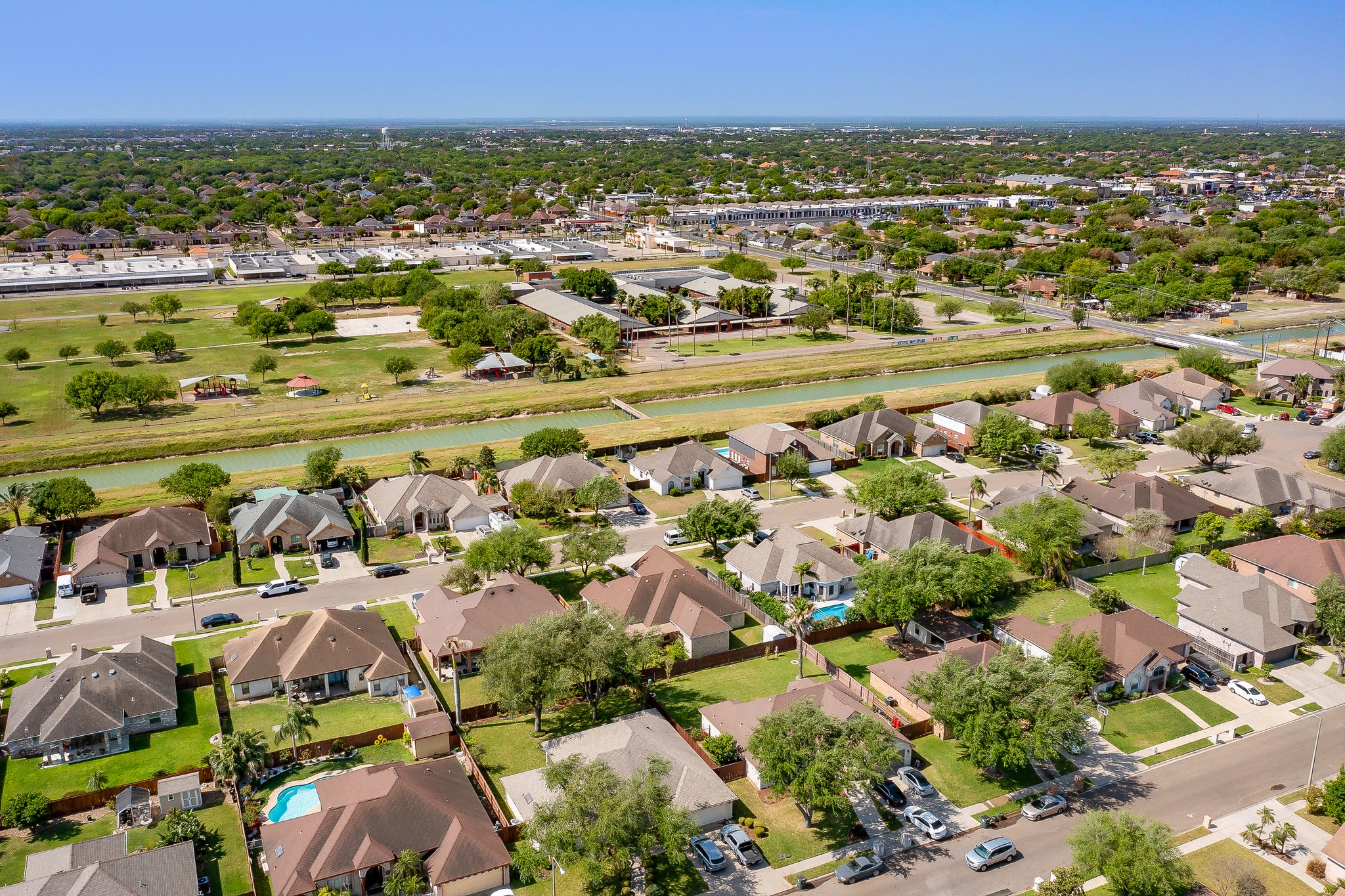 2107 E 25th St, Mission, TX 78574, USA Photo 24