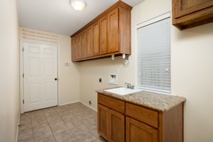 2107 E 25th St, Mission, TX 78574, USA Photo 10