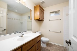 2107 E 25th St, Mission, TX 78574, USA Photo 14